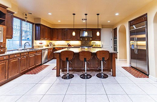 2814 Lake Crest Ct.  Chula Vista, CA 91915