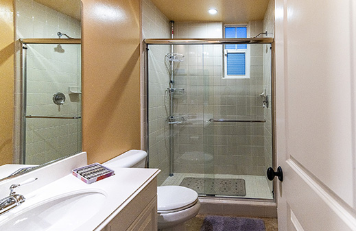 2814 Lake Crest Ct.  Chula Vista, CA 91915