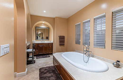 2814 Lake Crest Ct.  Chula Vista, CA 91915