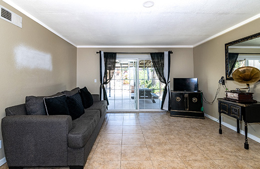 1433 Pequena San Diego, CA 92154